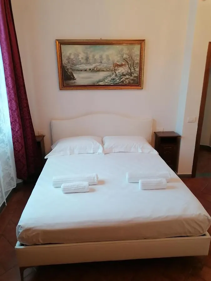 Oberdan'S Paradise Lt Florence 0*,  Italy